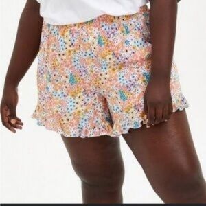 NWT Torrid Flowy Floral Lightweight Ruffled Shorts